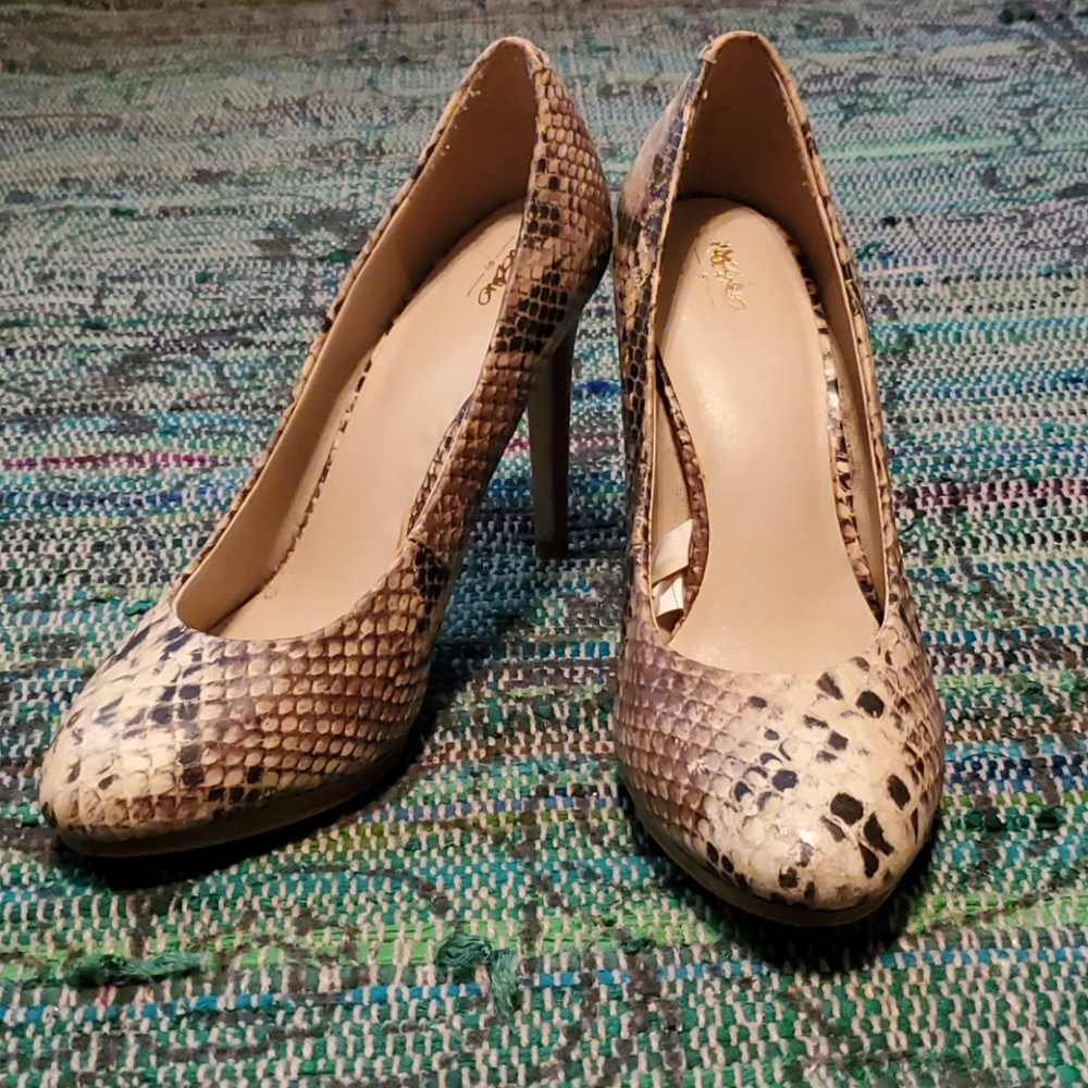 Mossimo faux snakeskin